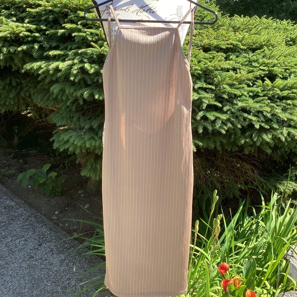 Lot Of Two Firm Fitting Dresses Guess By Marciano And ASOS - Picture 5 of 7